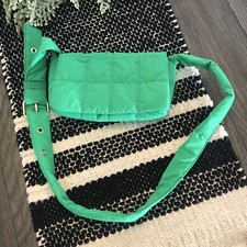 Urban Expressions piccola borsa verde (nuova) crudele GRATIS) imbottita trapuntata