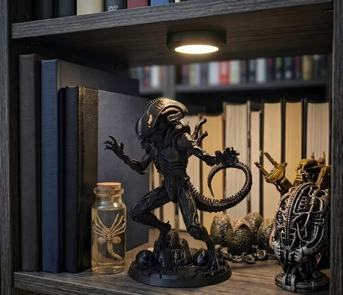 Statua action figure predator - action,