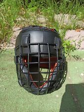 Caschetto Arti Marziali con grata professionale