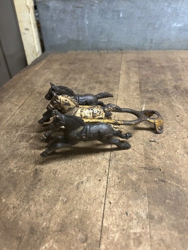 Antico vecchio raro carro