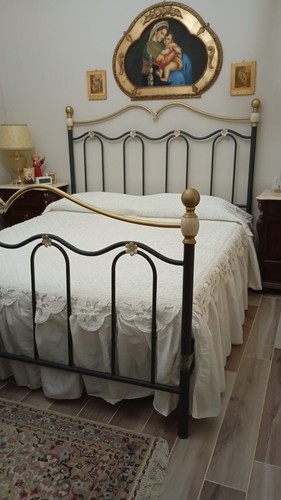 Letto ferro battuto - in,