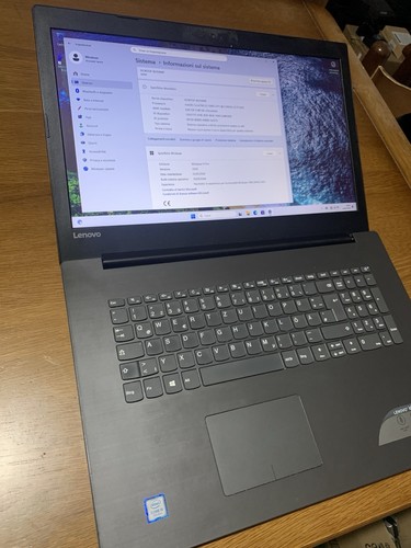 Lenovo ideapad 320 - 17”, intel