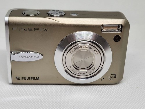 Fotocamera digitale compatta