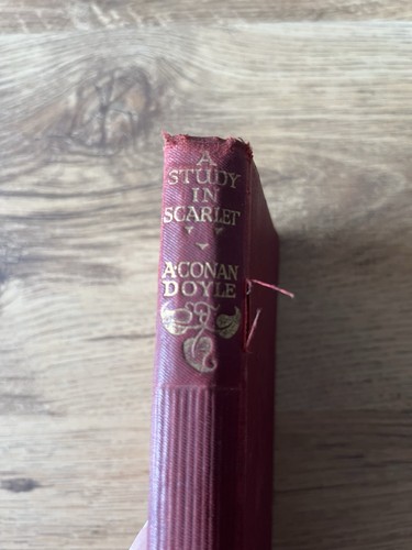 Arthur conan doyle study in - arthur, a