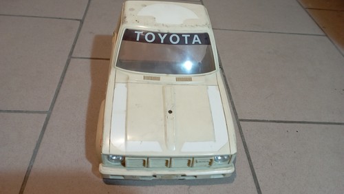 Tamiya toyota hilux bruiser - tamiya,