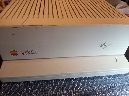 Computer apple iigs - computer,