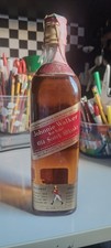 Johnnie walker red - red, label