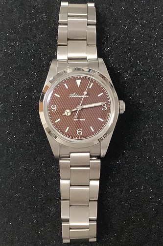 Eccellente orologio quarzo - al,