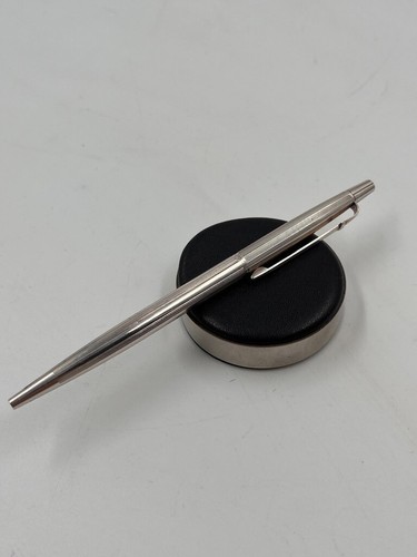 Caran ache madison circa - d'ache,
