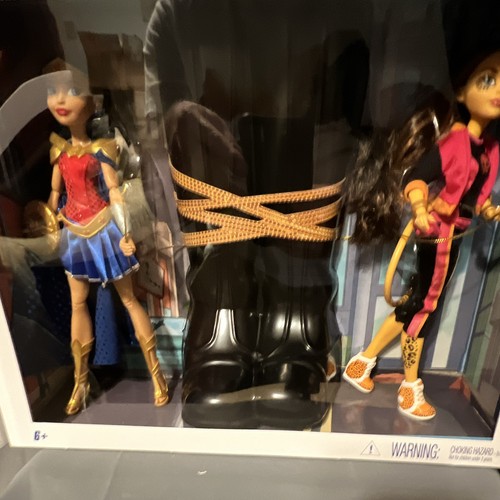 Super hero girls - super,