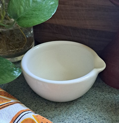 Mortaio ceramica bianca - in,