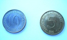 Two 10 and 5 Dinar Coins