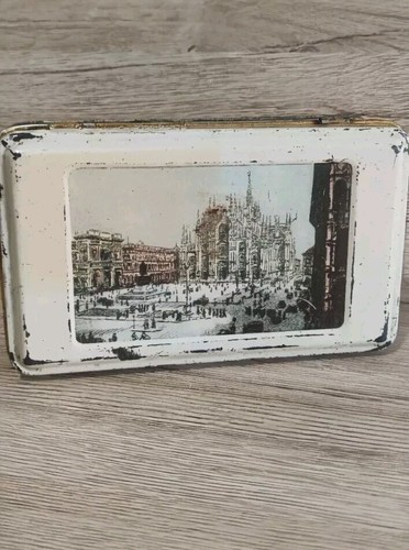Scatola latta anni 40 - in,
