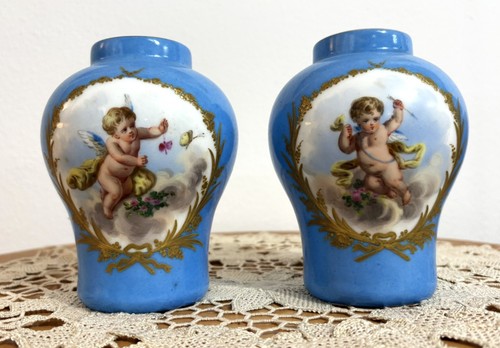 Graziosa coppia vasetti in - coppia,