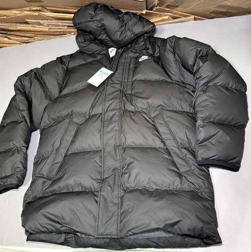 300 nike sportswear - $300,