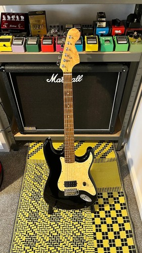 Tom delonge - tom, 182)