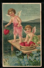 Angelo con cuori sul lago