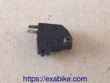 contacteur de frein avant pour