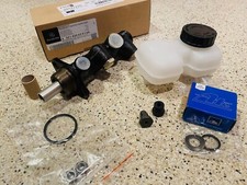 BRAKE MASTER CYLINDER AND