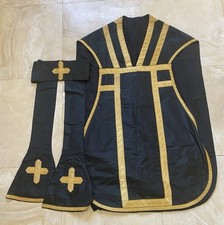 Pianeta D’epoca  In Seta Nera Con Stola ￼