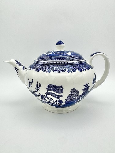 Johnson bros blue willow - johnson,