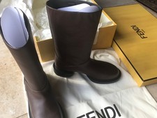 Stivali Fendi montatura numero
