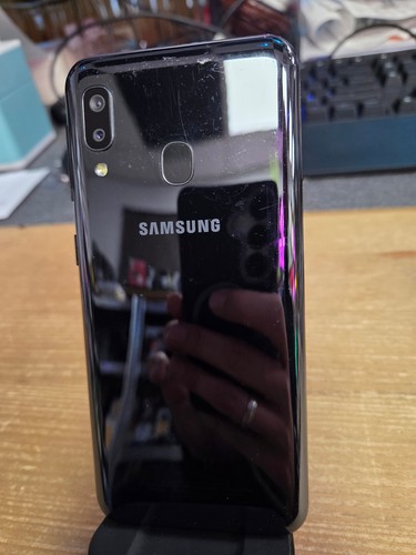 Smartphone samsung galaxy a20e - samsung,