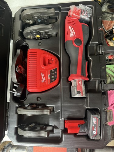 Milwaukee m12 pressa - pressa, utensile