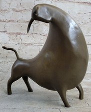 Scultura Figurativa In Bronzo