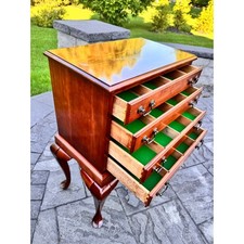 Cassapanca o armadio