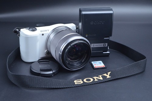 Sony alpha a5000 ilce - sony,
