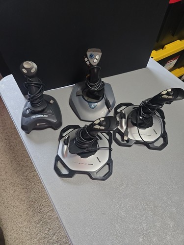Joystick logitech extreme 3d - 4,
