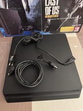 Sony PS4 Slim 1TB + DUALSHOCK4