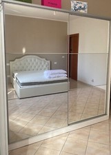 armadio 2 ante scorrevoli specchiate legno Bianco opaco come nuovo 203x212