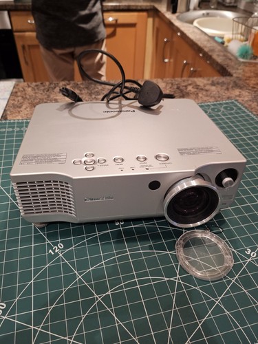 Panasonic proiettore lcd - proiettore, hd