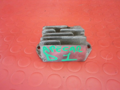 Regolatore tensione piaggio - di,