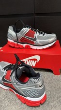 nike zoom vomero 5