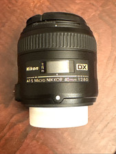 Nikon AF-S DX Micro NIKKOR 40 mm f/2.8G obiettivo close-up per Nikon testato