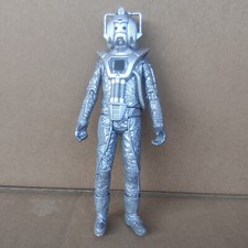 Doctor Who Cyberman action