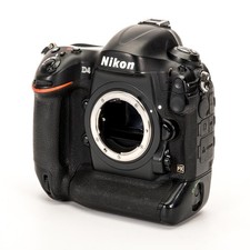Nikon D4 circa 301.000 Ausl