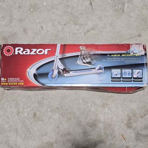 Original vintage blue - razor, a1