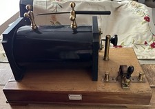 Antico Trasmettitore Radio