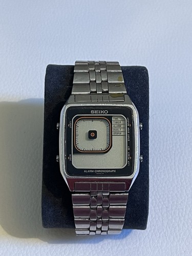 Seiko james bond - bond, g757