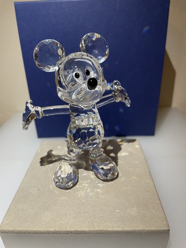 Swarovski disney showcase - disney,
