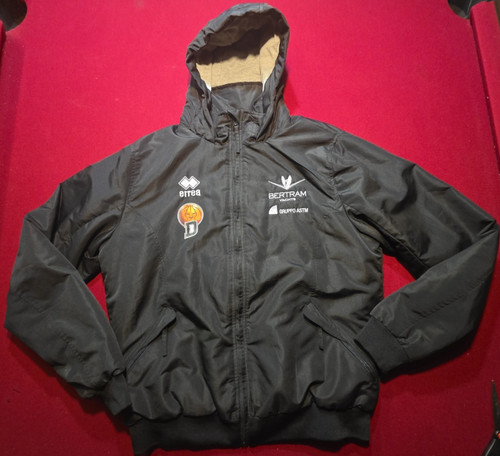 Giacca nera con - , cappuccio