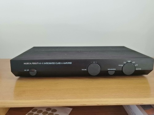 Amplificatore integrato classe