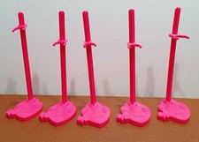 Lotto piedistalli bambole Ever