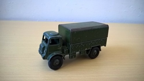 Dinky toys army wagon - army,