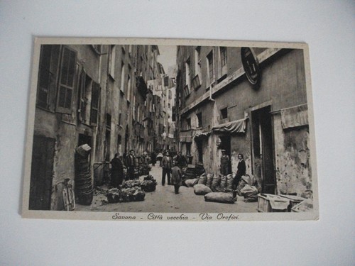 Savona citta vecchia via - savona, citta'