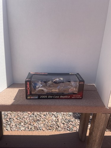 Nascar 2005 replica - replica, pressofusa